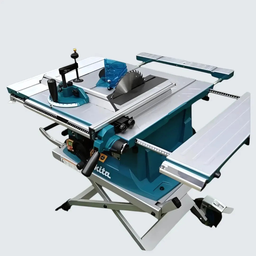Makita (10") Table Saw with Stand M-MLT100